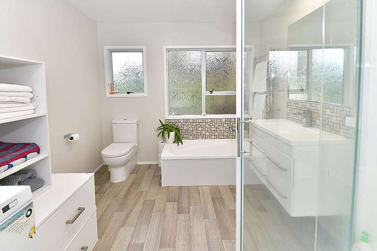 2/10 Nukumea Common Orewa_13