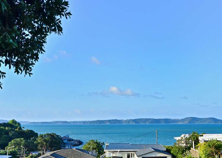 8 Rewa Road Maraetai_8