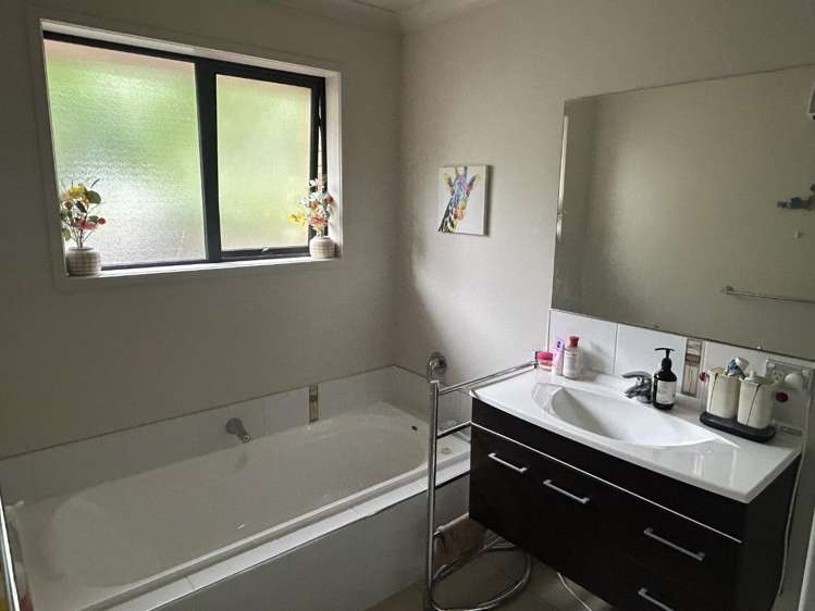 5 Bell Bird Rise 10728_11