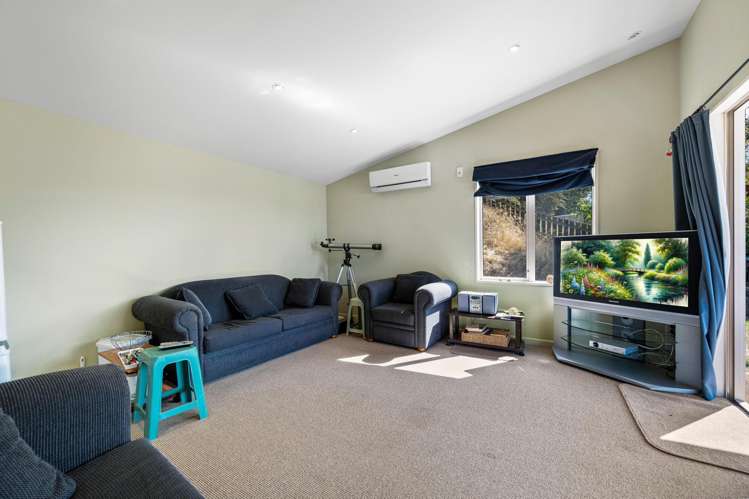 24 Sutherland Road Omarama_12