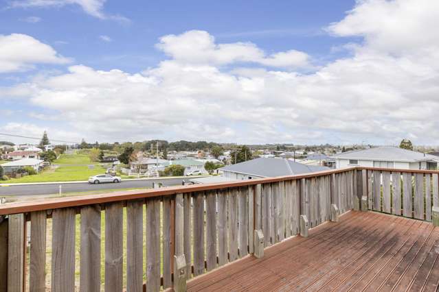 73 Mould Street Waitara_3