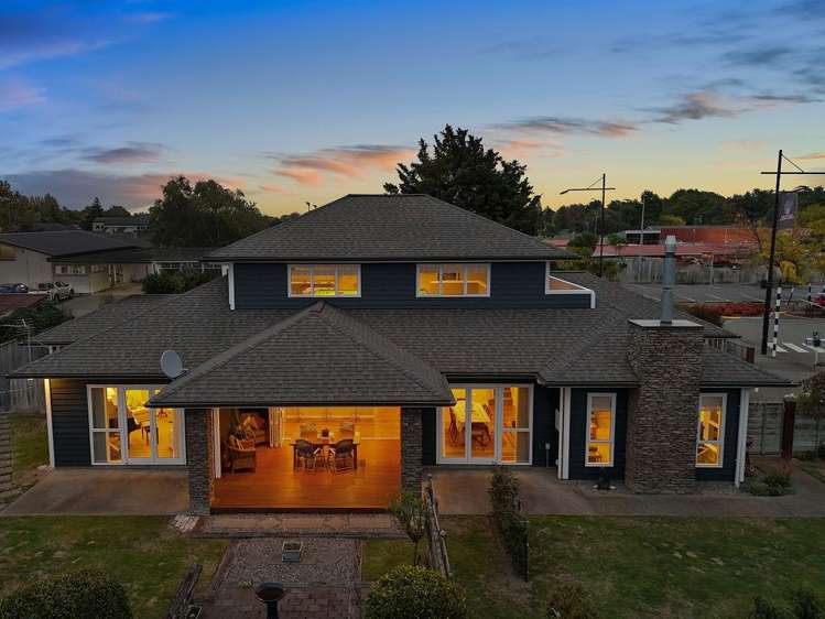2 Dixon Street Carterton_24