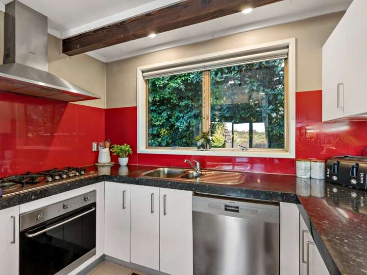 112 Whangaparaoa Road Red Beach_9