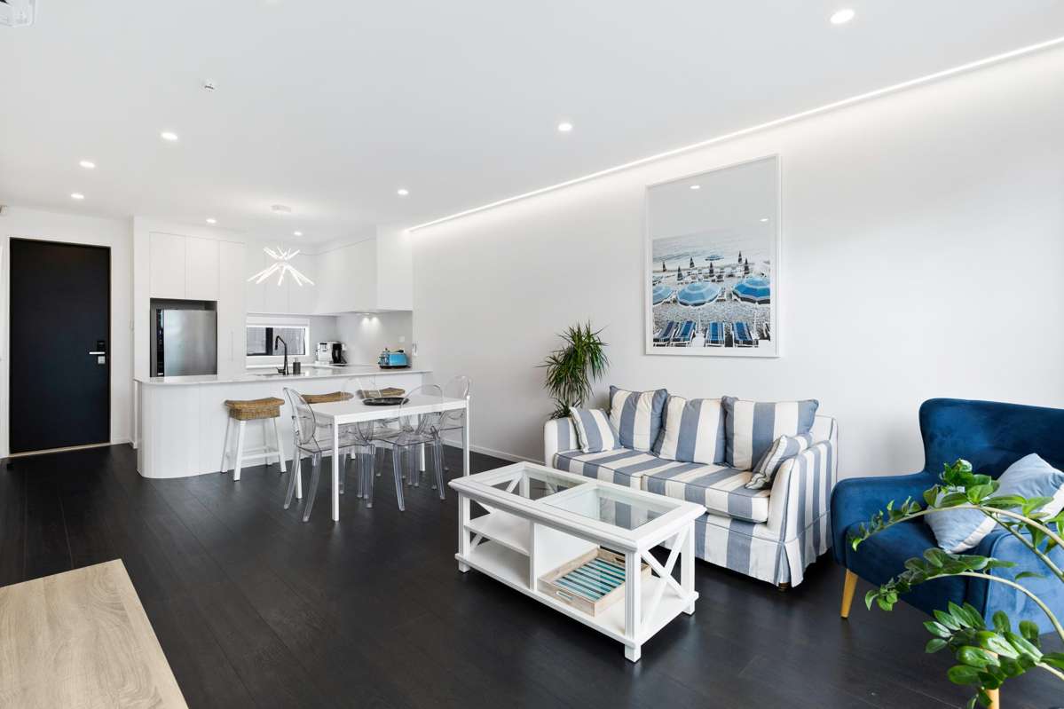 18B St Michaels Avenue_3