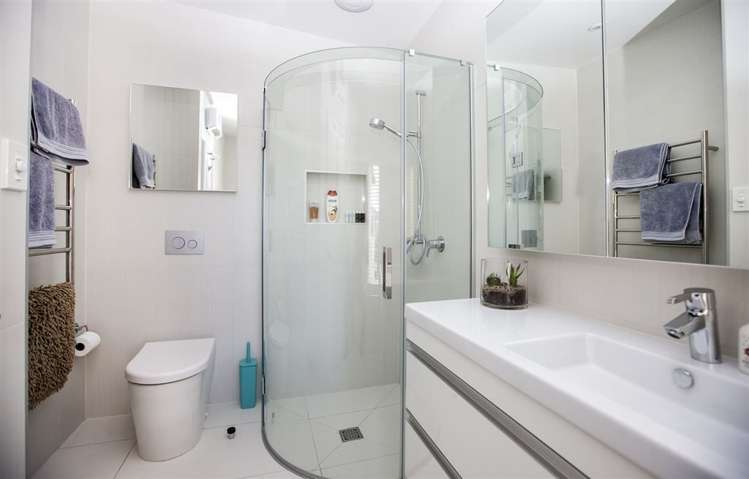 16 Hawker Street Mount Victoria_13