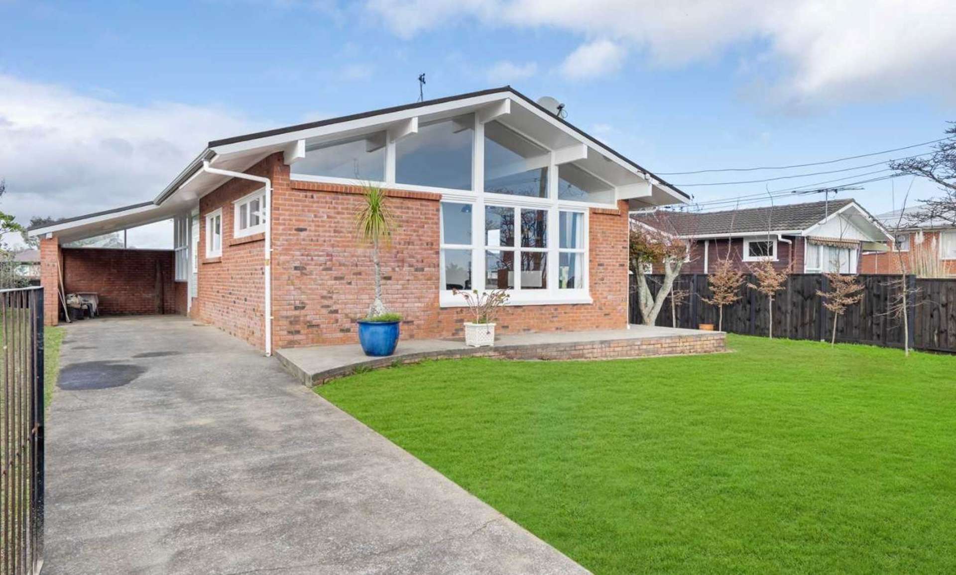 109 Hutchinsons Road Bucklands Beach_0