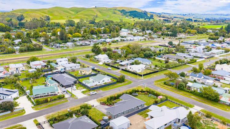 13 Bell Street Otane_39