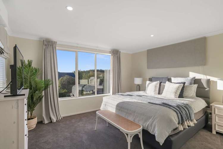 48 Titirangi Crescent Parklands_14