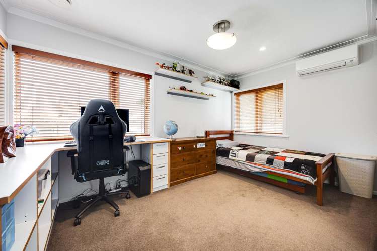 16 Paton Avenue Te Atatu South_18