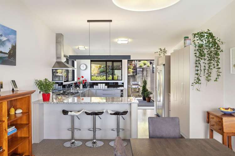 70 Wynyard Crescent Fernhill_6