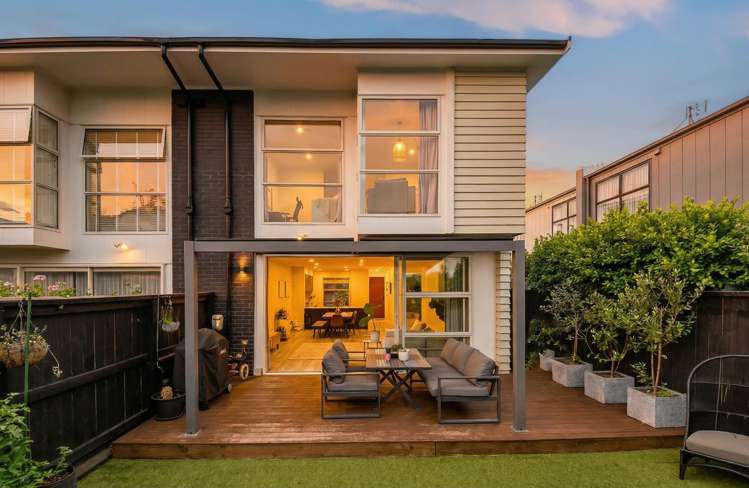 23 Walter Merton Road_0