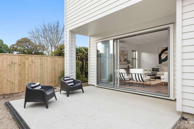 11 B Puriri Street Woburn_19
