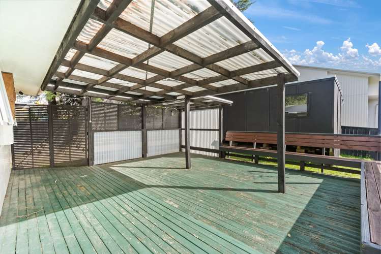 42 Kohe Street Parahaki_16