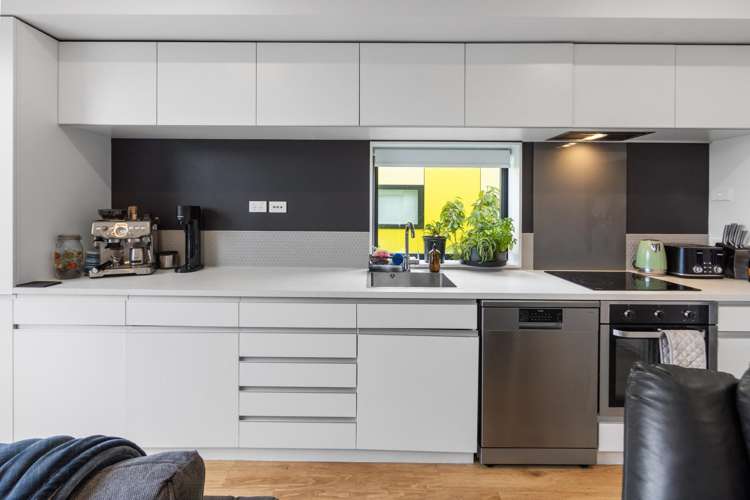 10/283 Brougham Street Sydenham_3