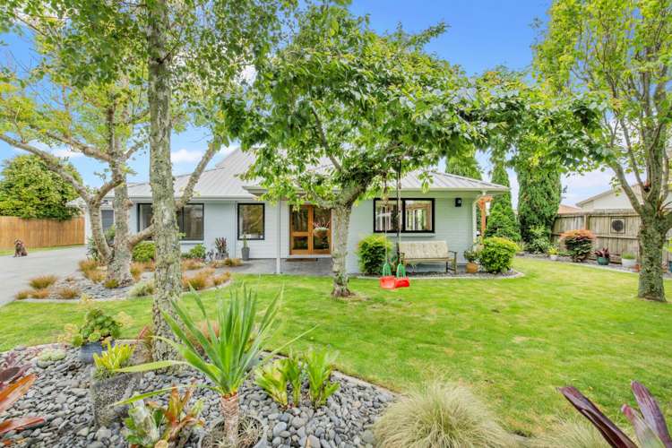 16 Balmore Place Wattle Downs_11