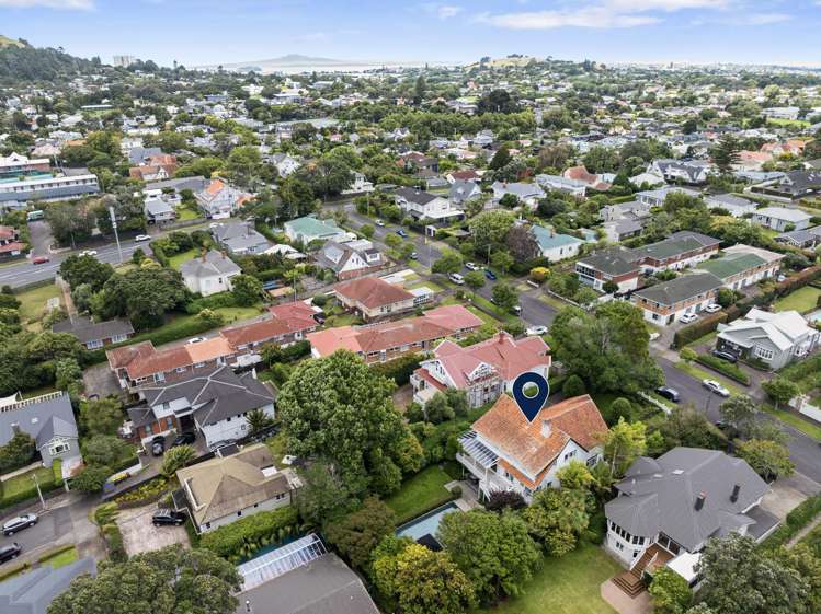 9 Kakariki Avenue Mt Eden_36