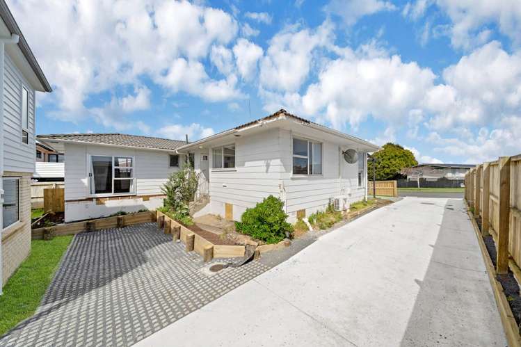 37 McDivitt Street Manurewa_19