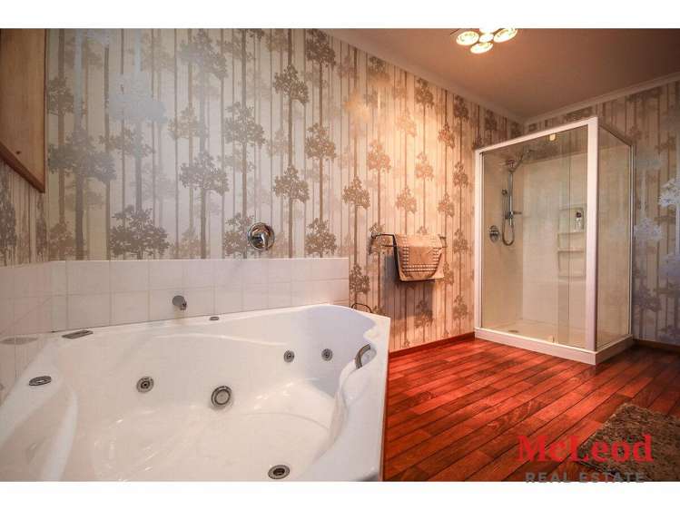 150 Racecourse Road Allenton_21