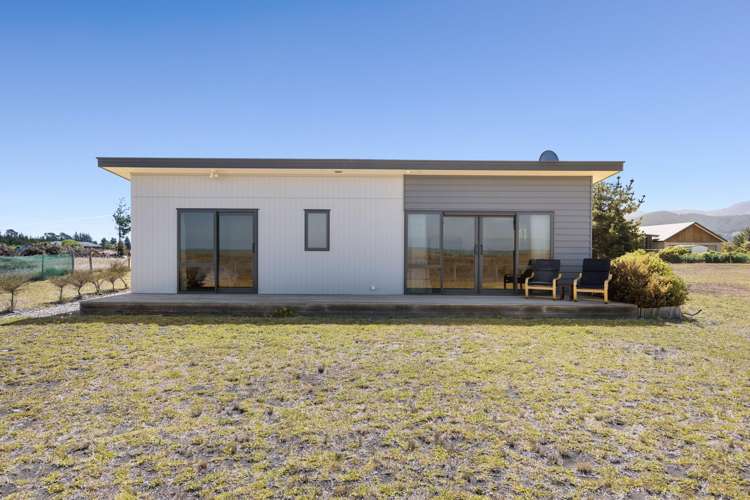 27 Ocean View Crescent Rarangi_2