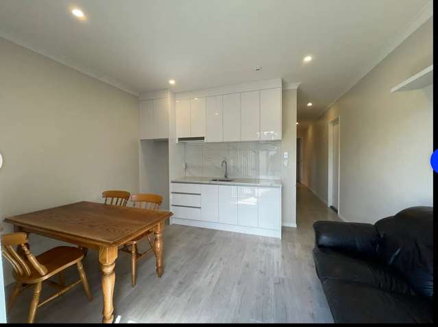 31 Koropa Road Flat Bush_4