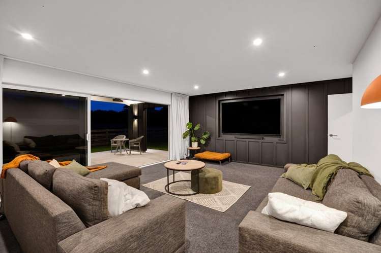 423 Cardiff Road Pembroke_21