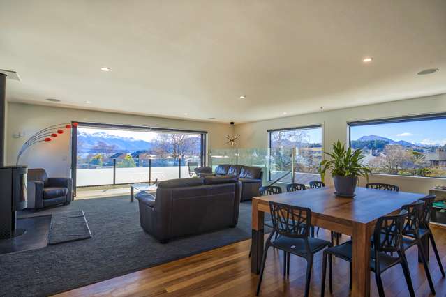 156 Upton Street Wanaka_3