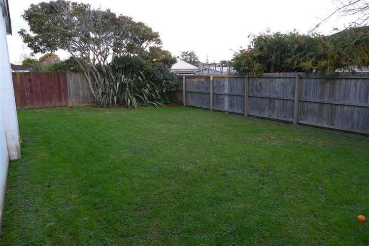 2/181 Ti Rakau Drive Pakuranga Heights_1