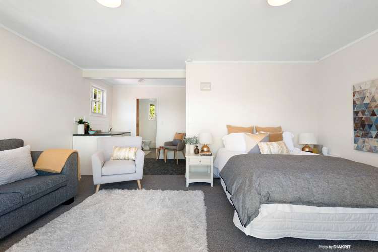 106 Mortimer Terrace Brooklyn_12