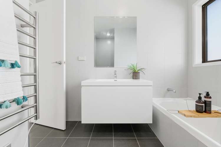 63 Aquila Crescent Rototuna North_15