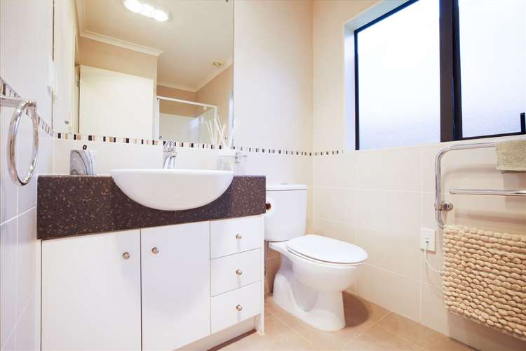 53 Turnberry Drive Wattle Downs_11