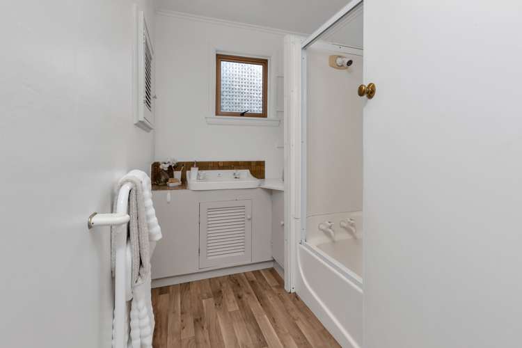 31 Dundas Road Riverside_15