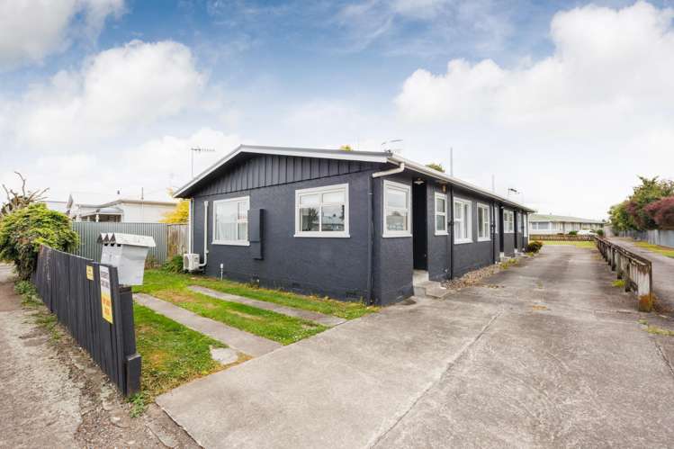 1-3/11 Pascal Street Palmerston North Central_11