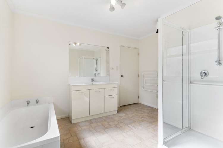 1/64 Riverside Road Orewa_21