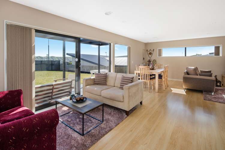 25 Ashwood Street Woodridge_6