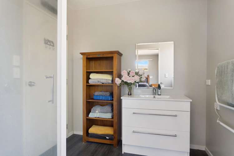 14 Bunting Place Woodend_9