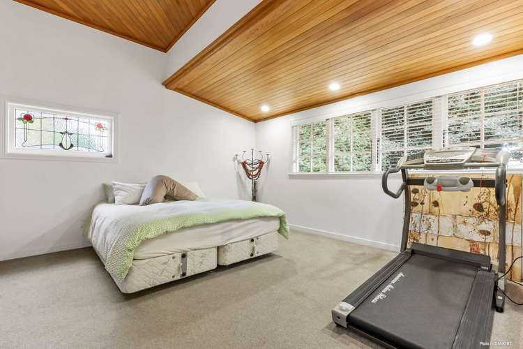 67 Beach Road Pahurehure_6