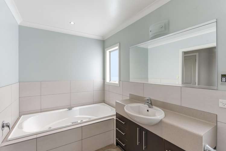 10 Metzenthin Close Raumati South_30