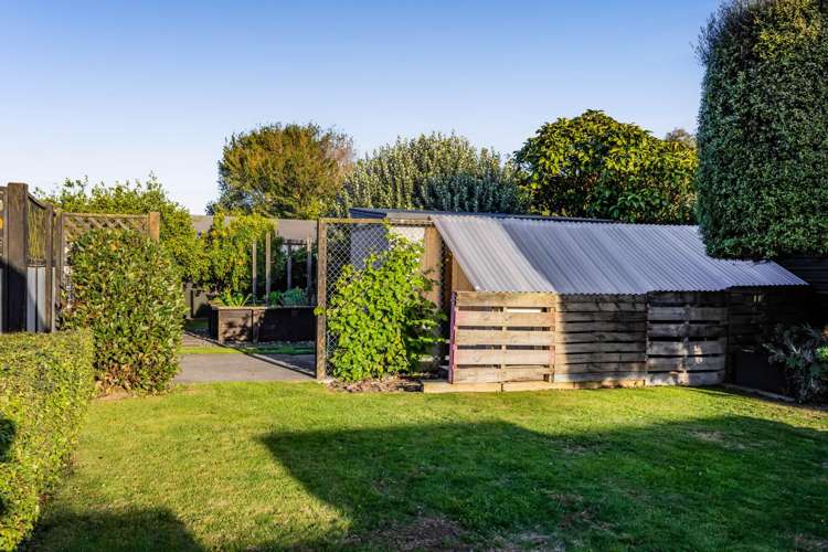 283 Glover Road Hawera_11