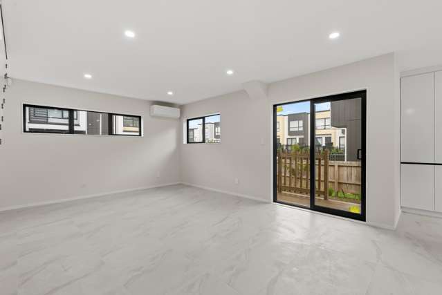 4/92 Elliot Street Pahurehure_3