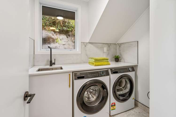 53 & 57 Braeview Crescent Maori Hill_15