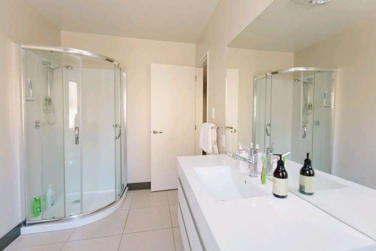 185 Castlewold Drive Bethlehem_19