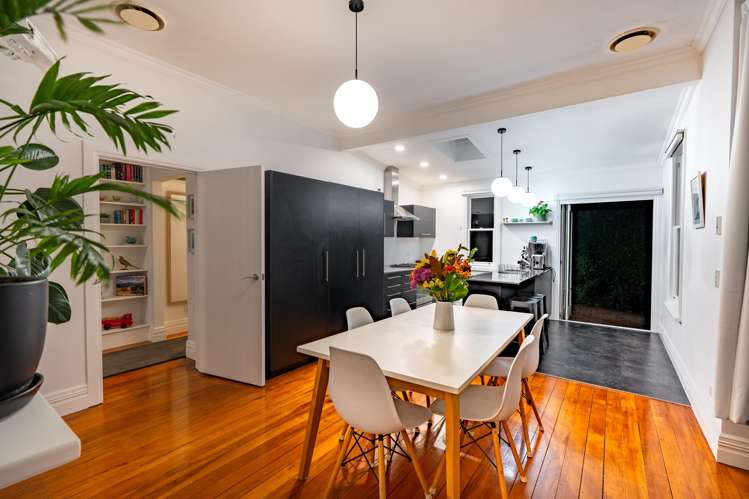 3 Strathmore Crescent Roslyn_10