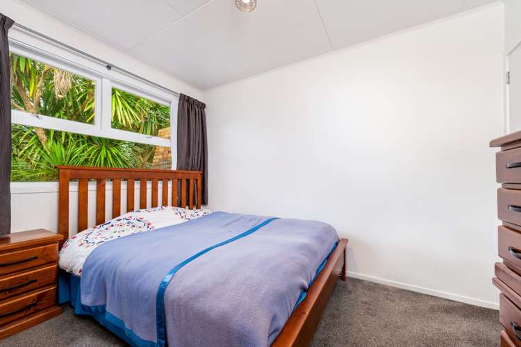 2/45 Cron Avenue Te Atatu South_12