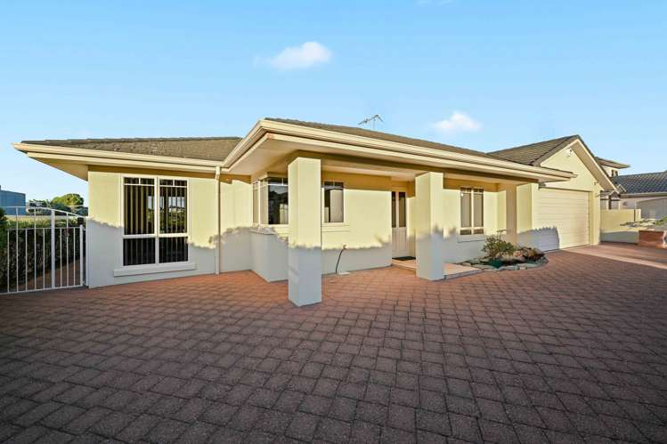 12 Millthorpe Crescent Pukete_4