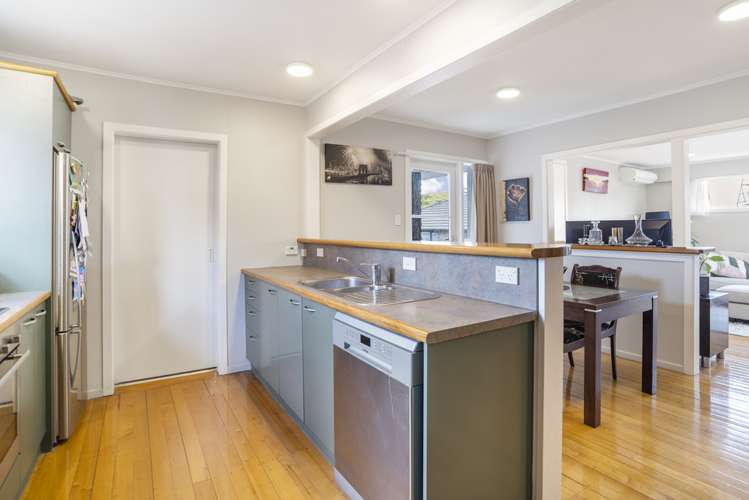 16 Vera Road Te Atatu South_10