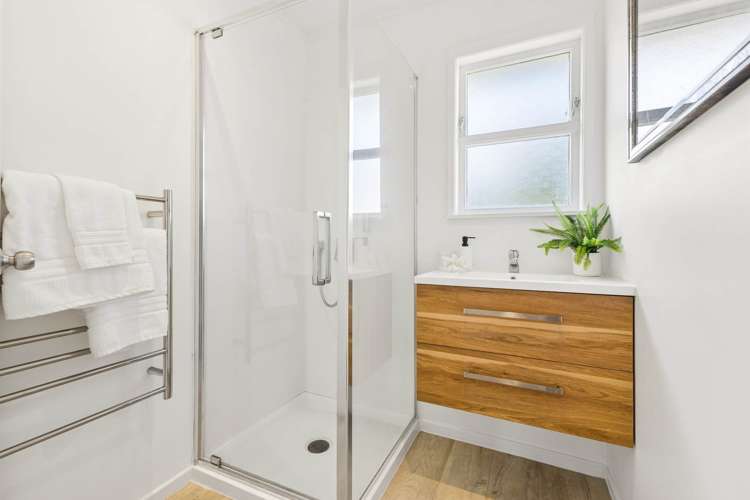 7 Ranger Place Wattle Downs_9