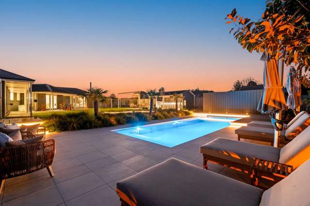Luxury Family Oasis in Sought-After Kajens Country