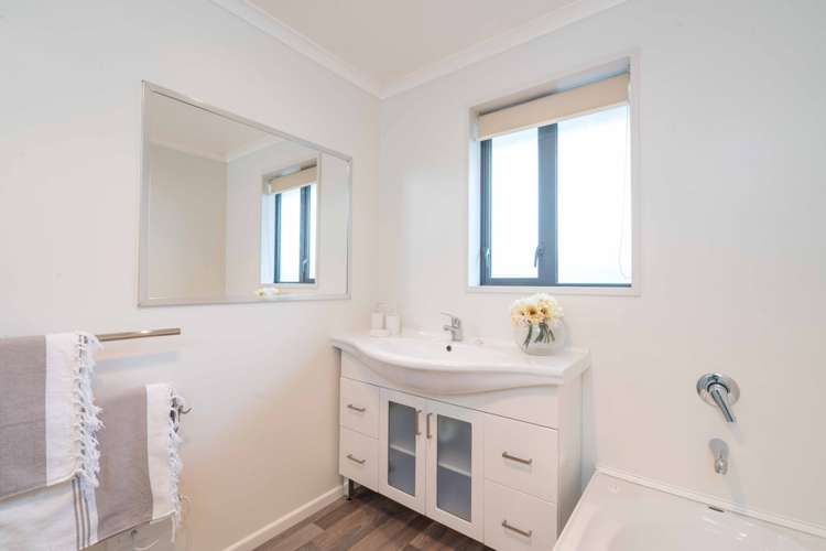 39 Law Street Caversham_15