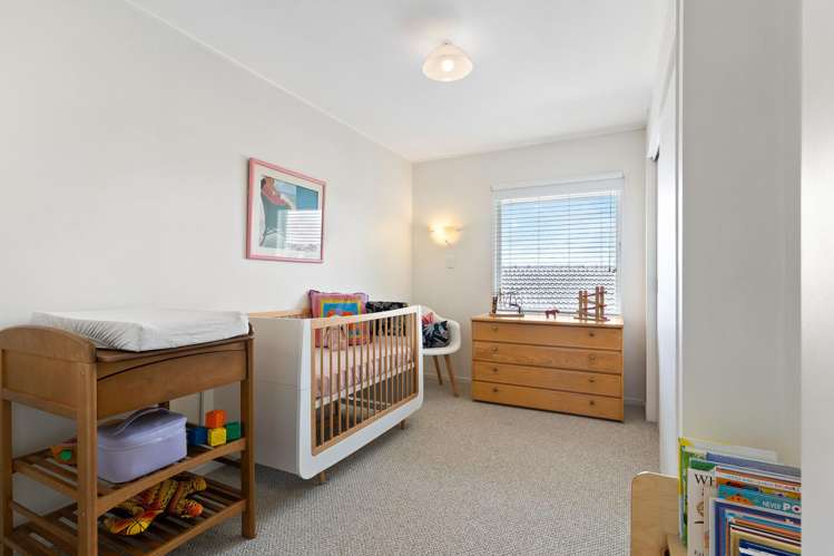 31 McDowell Crescent Hillcrest_10