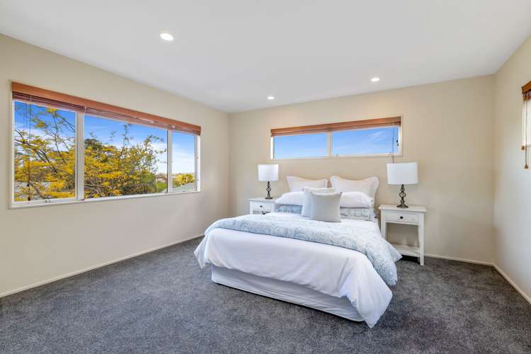 2/23 Wairau Road Forrest Hill_15